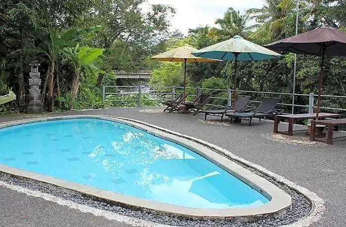 Tepi Sungai ホテル バリ島